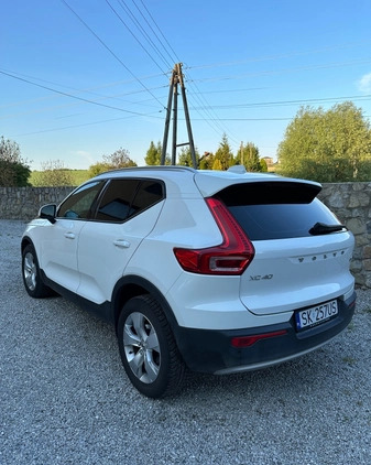 Volvo XC 40 cena 120000 przebieg: 103000, rok produkcji 2018 z Szydłowiec małe 79